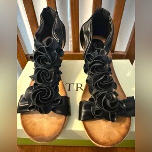 Patrizia 6M Black Wedge Heel Shoes